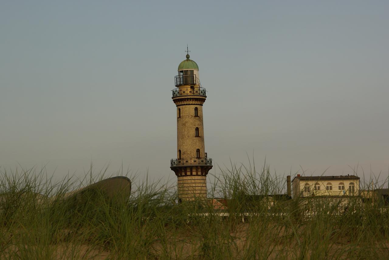 Ferienwohnung Hahns Rostock Bagian luar foto